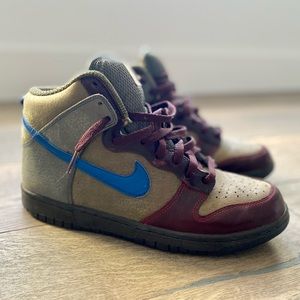 Men’s Limited Edition Nike Dunk High Premium World Cup 2006 (size 11)
